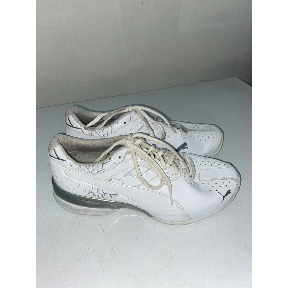 Women’s PUMA White Shoes Sneakers Size 9
